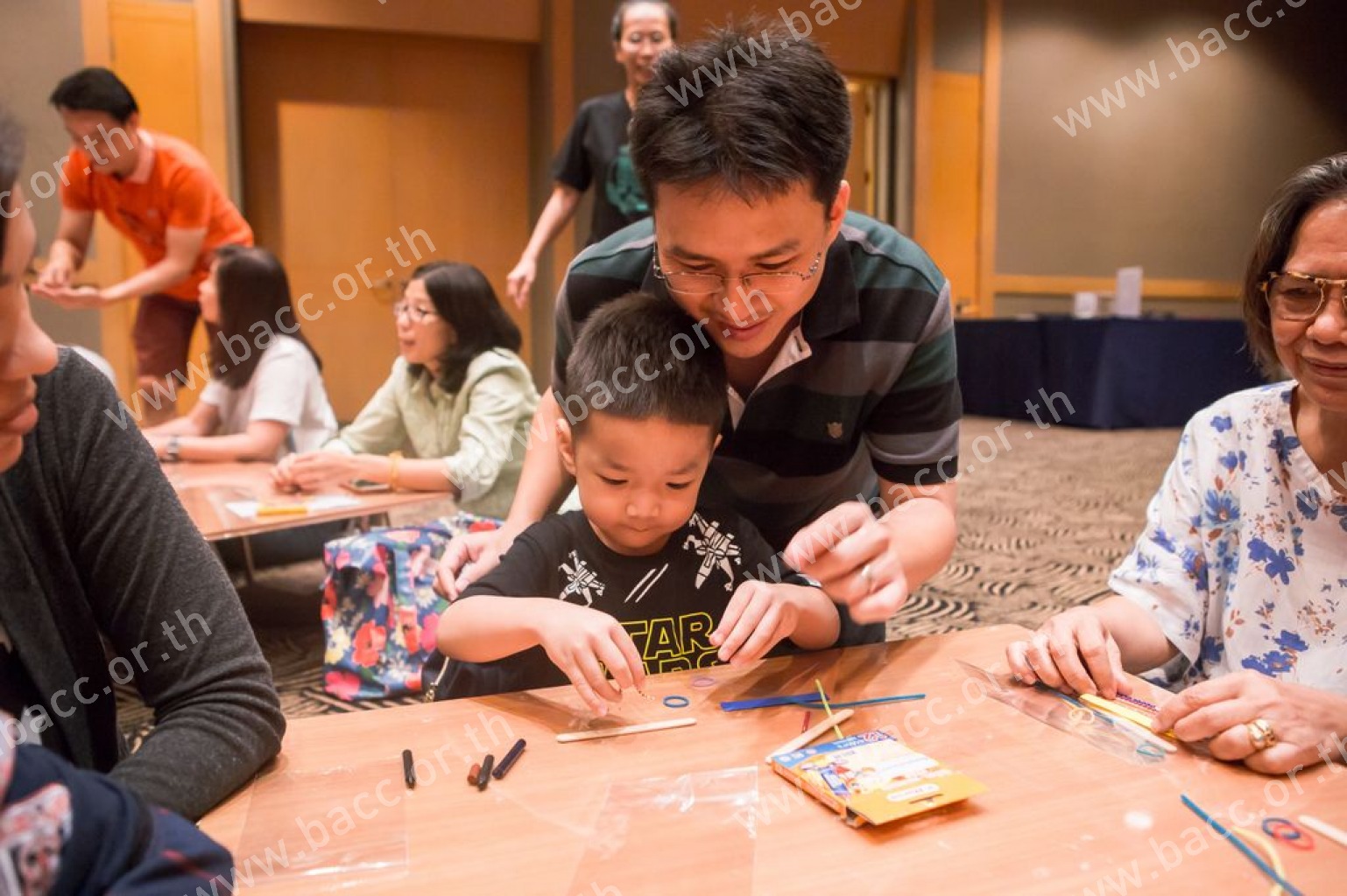 Storytelling Activity for Kids: Phleng Song Kluang Performance 