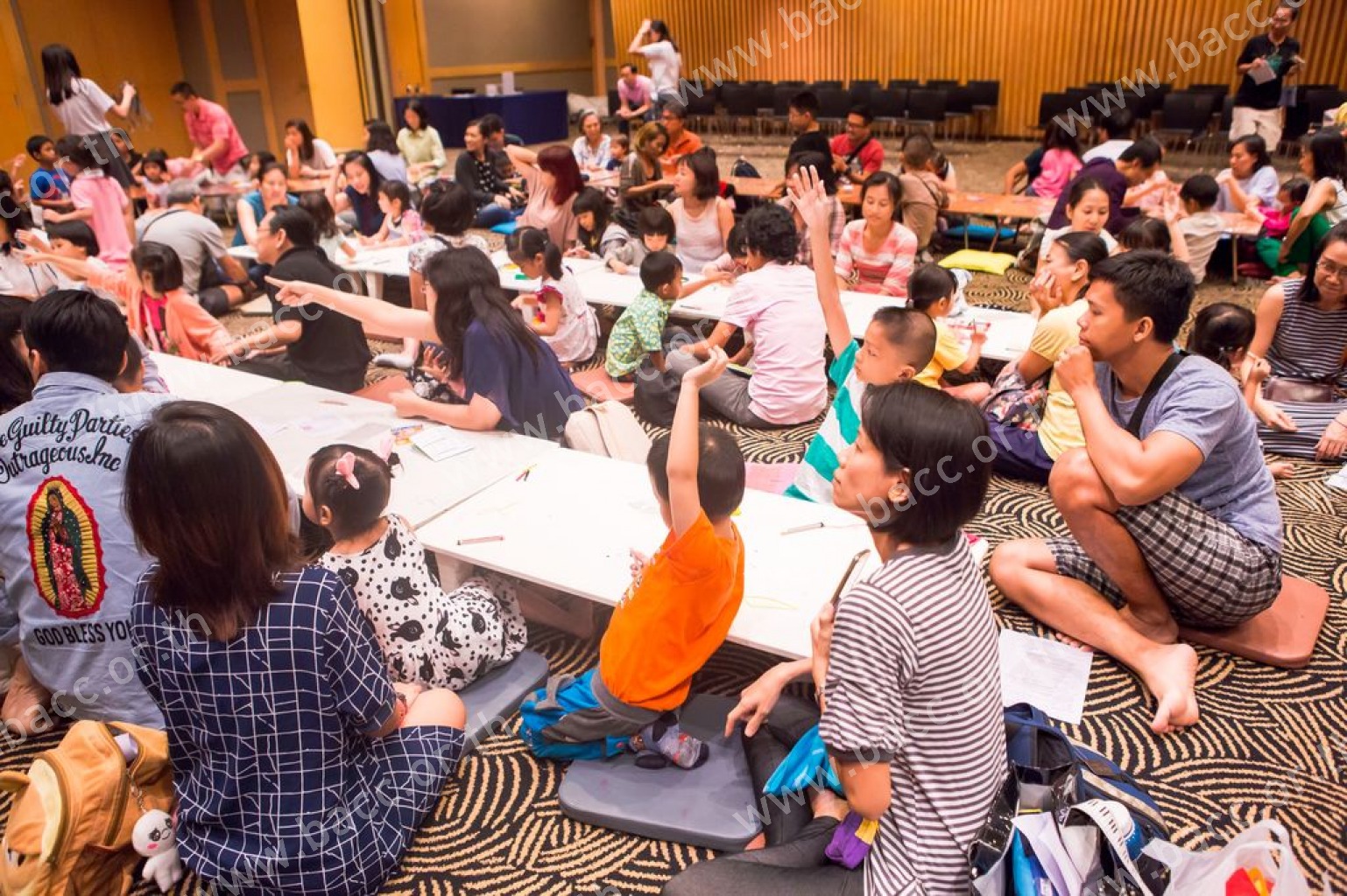 Storytelling Activity for Kids: Phleng Song Kluang Performance 